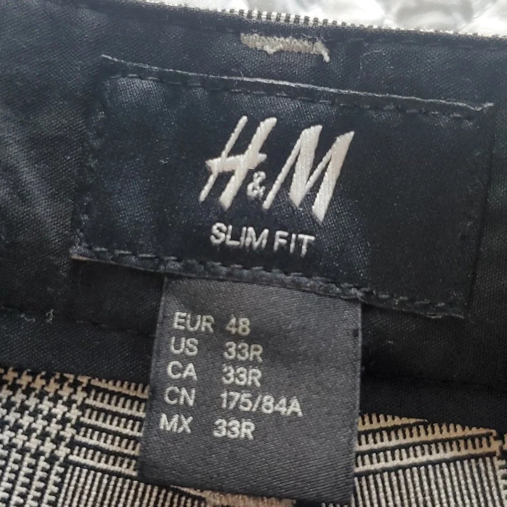 H&M Men's Slim Fit Pants - Picture 4 of 11